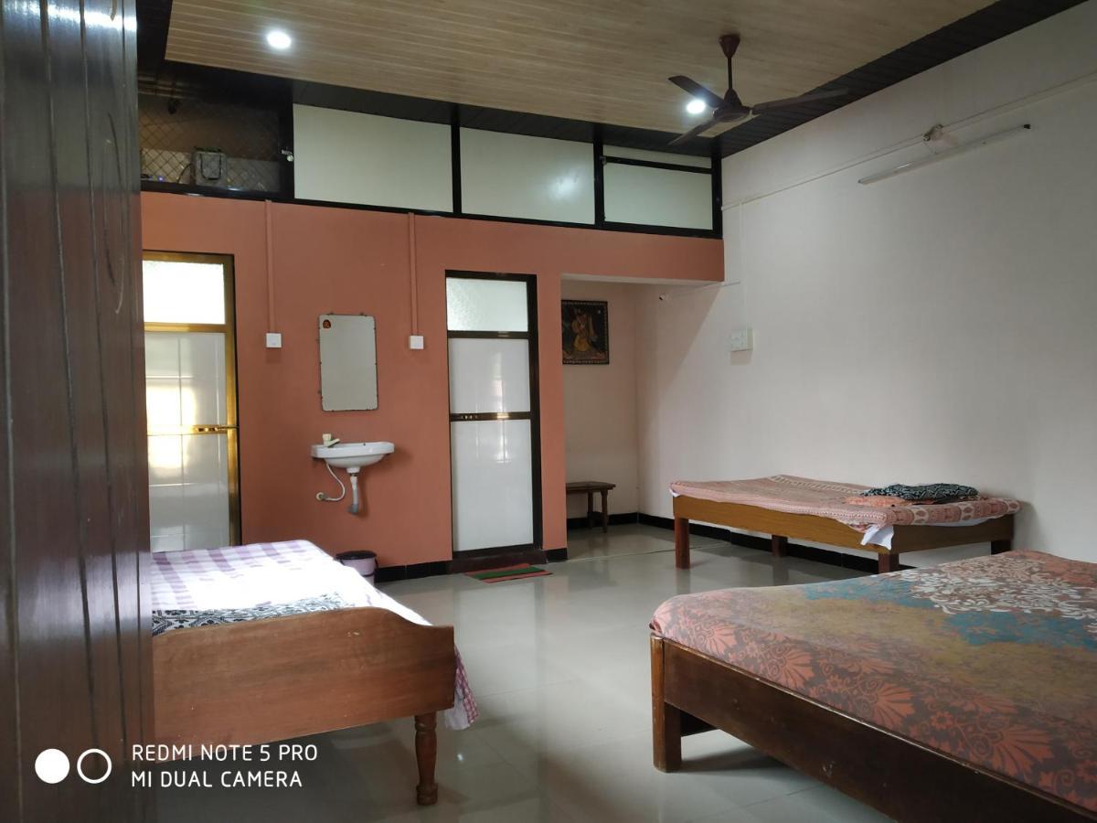 Suvarna Holiday Home Kashid Esterno foto